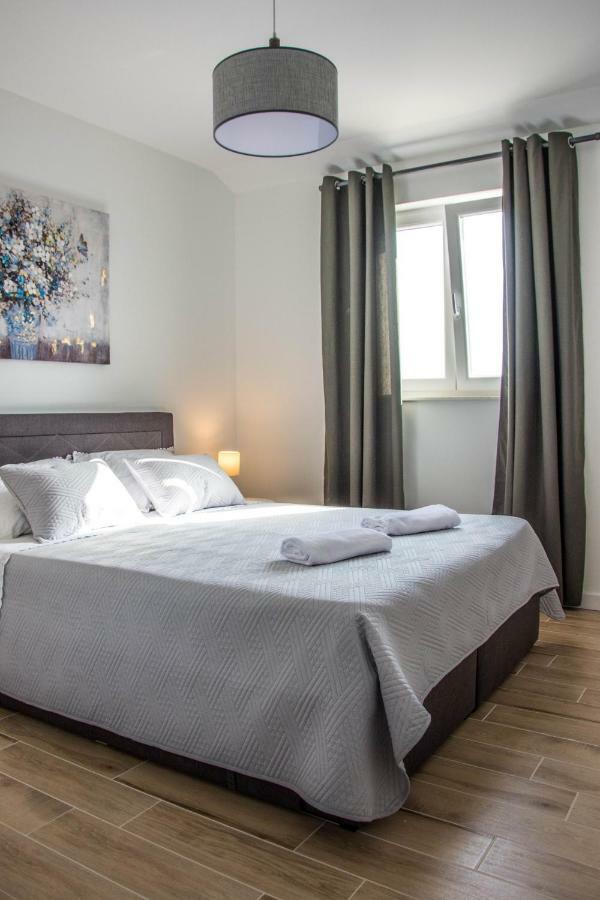 Apartments Melody Мандре Екстериор снимка
